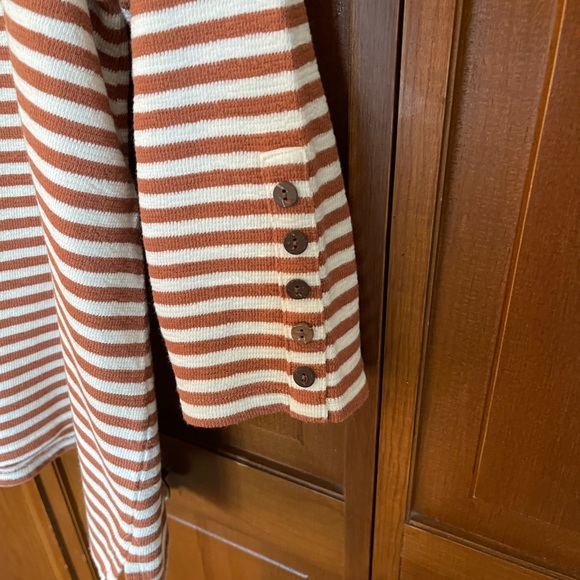 Jill French Terry Tunic - Picture 4 of 5